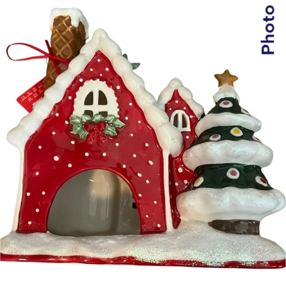 New 2024 Hello Kitty Christmas Blue Sky Gingerbread Tea Light House Ceramic HTF‌